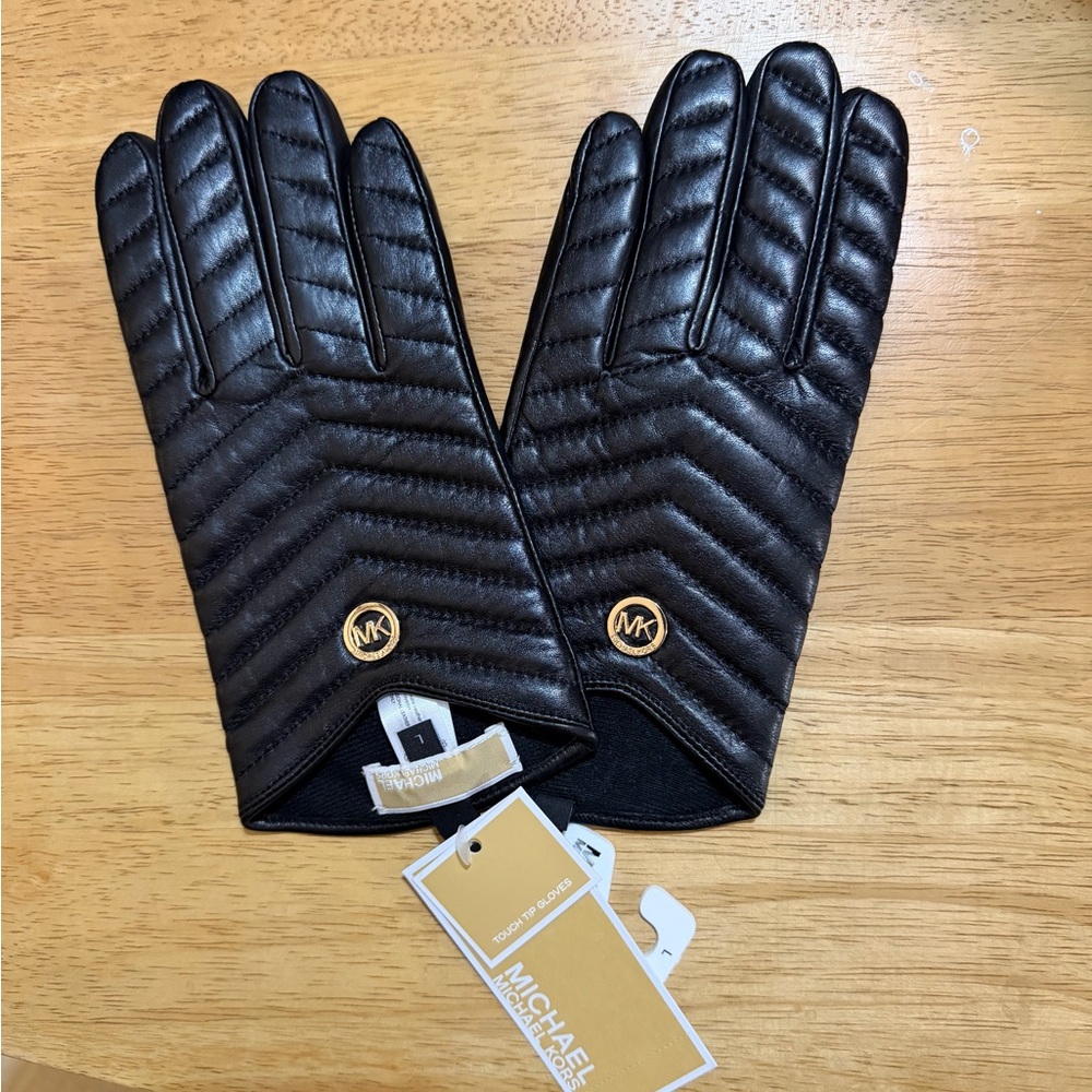 Michael Kors Black leather gloves size Large NWT